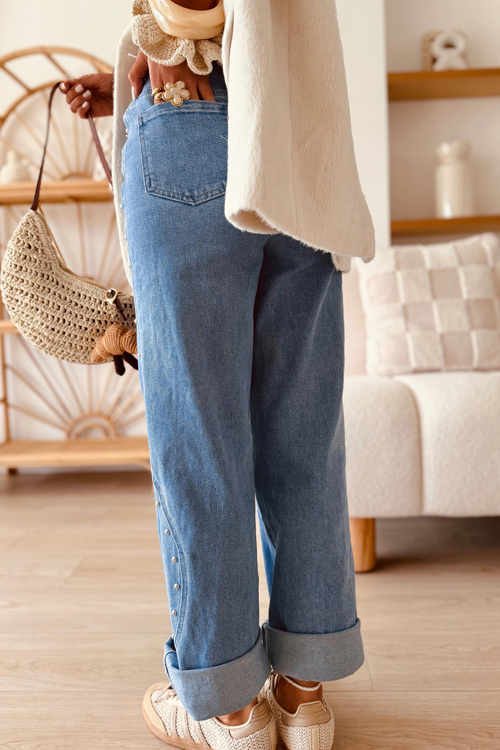 Women’s Rivet-Detail Cuffed Straight-Leg Jeans