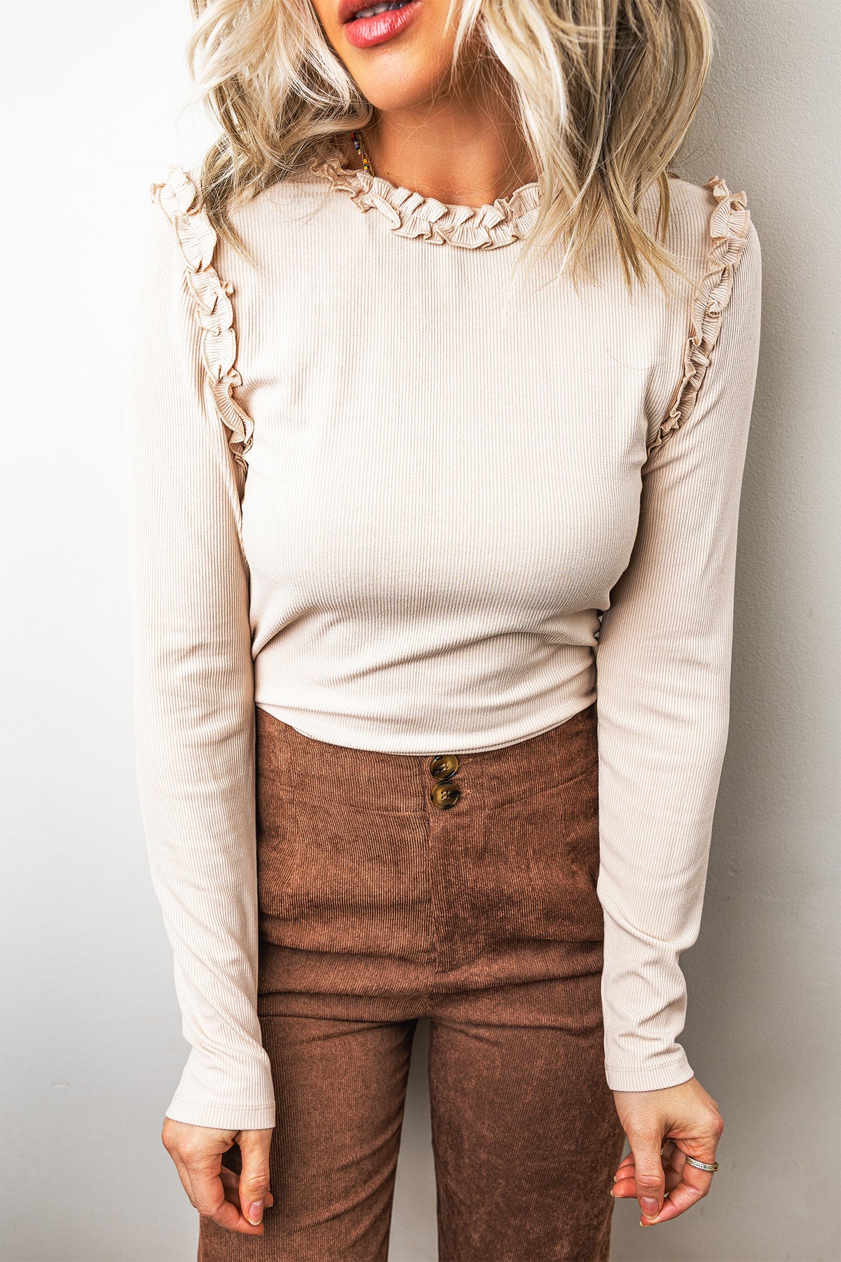 Women’s Beige Ribbed Ruffle-Trim Long-Sleeve Top