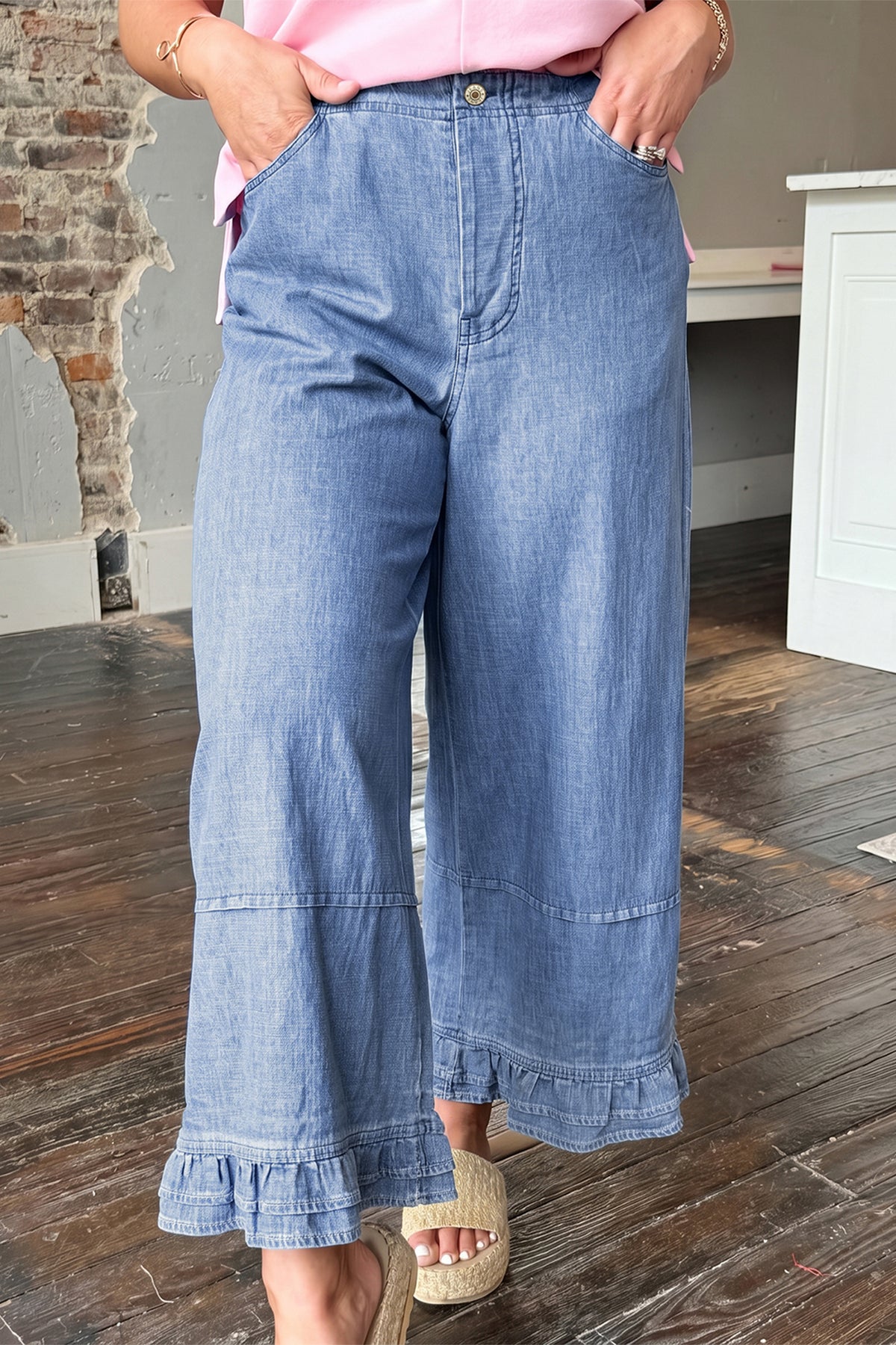 Women’s Plus-Size Ruffle-Hem Wide-Leg Jeans